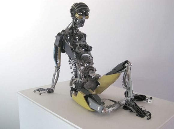 robot1 Bizarre Sculptures created by Jeremy Mayer