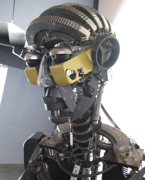 robot3 Bizarre Sculptures created by Jeremy Mayer