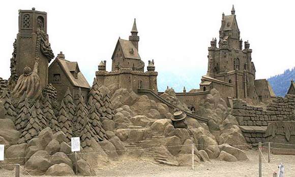 sand4 Amazing sand Sculptures
