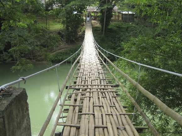 bridges18 World’s Most Dangerous Rope Hanging Bridges