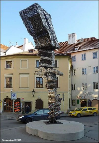 k2 Sculpture Made From Thousands of Keys in Prague
