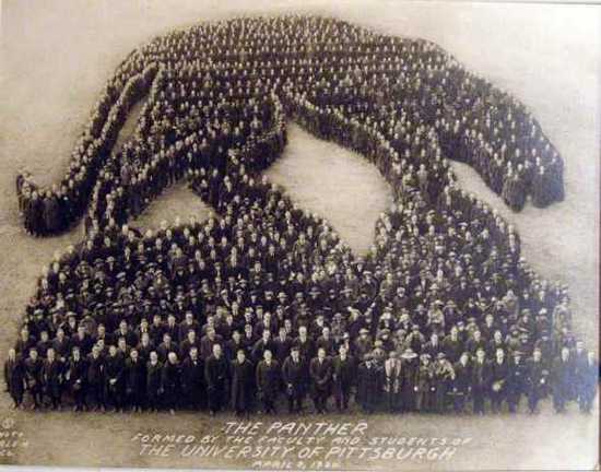 US 15 Historic Pictures Formed by Thousands of US Soldiers