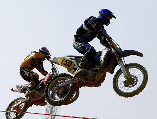 465428x Spectacular Flight in Motocross..but when that has to begin?
