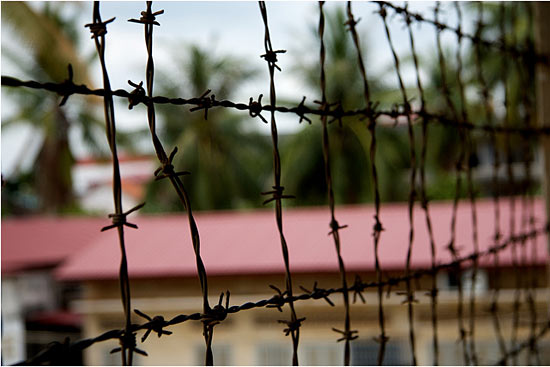 CAMBODGE16x After Genocide abandoned Prison