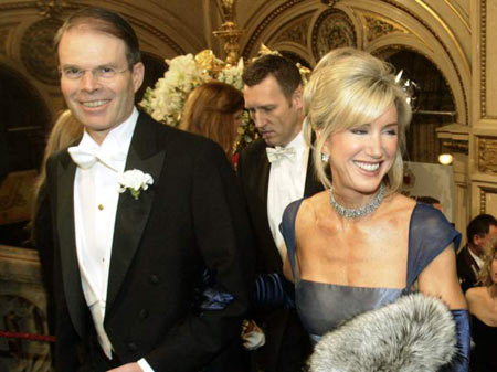 Craig and Wendy McCaw 2 Top 18 Most Expensive Divorces of All Time